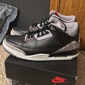 Nike Men's Black and White Sneakers